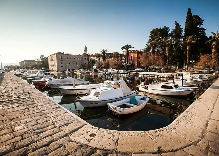 Διαμέρισμα Mb Kaštela