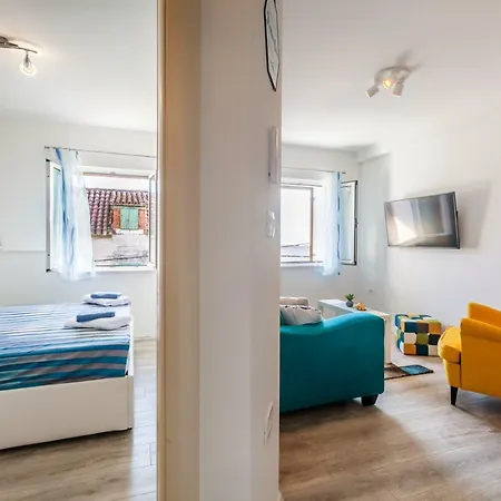 Apartment Mb