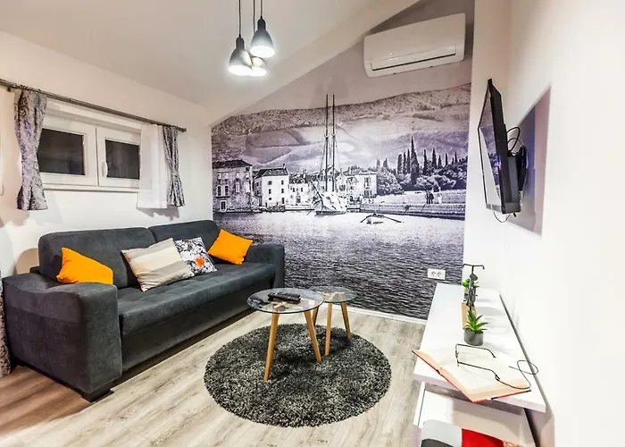 Appartamento Mb Kaštela